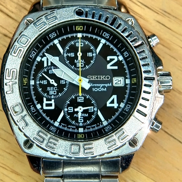 Seiko Chronograph Alarm SNA617P1 7T62-0FL0 Stainless Steel 100 Meter - Picture 1 of 10